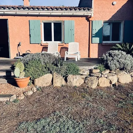 Villa, Grand Jardin Vila